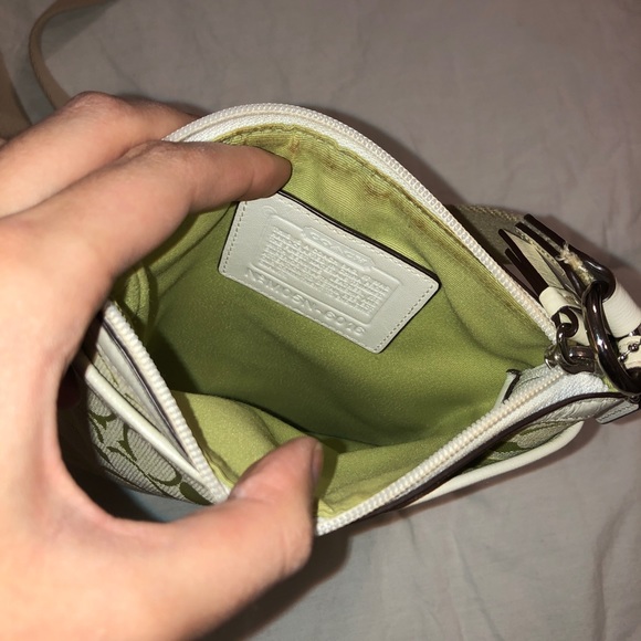 Coach Kitt Messanger Crossbody and Wallet Lime - Picture 3 of 8